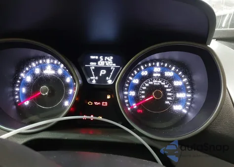 2013 Hyundai Elantra Gls z USA, uszkodzony, nr VIN 5NPDH4AE6DH261959